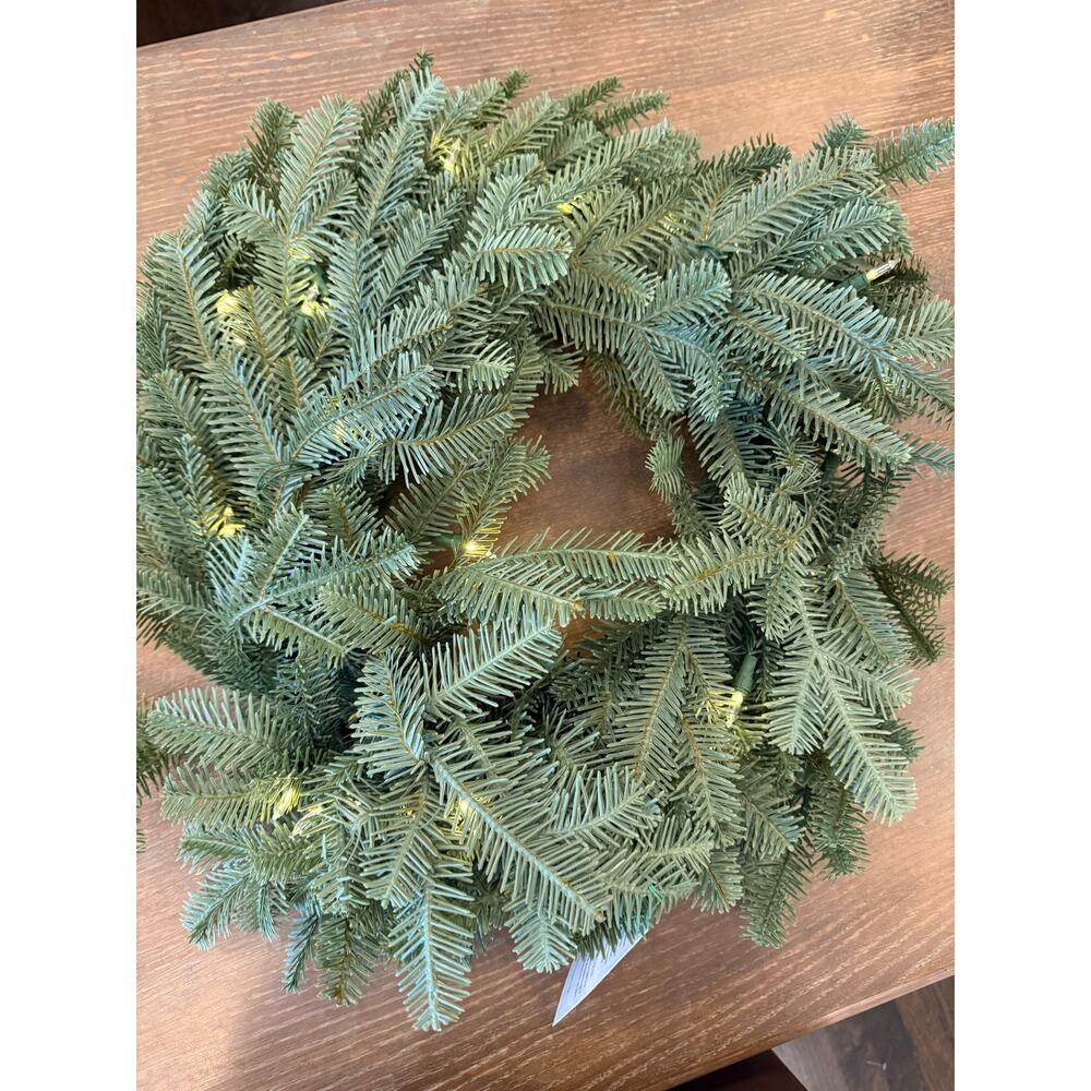 Balsam Hill BH BALSAM FIR 26” wreath candlelight LED Lights NIB  battery powered